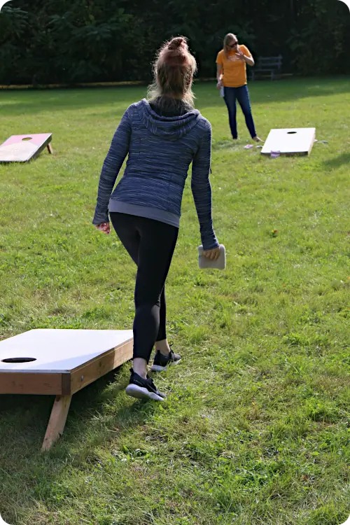 how to play cornhole game